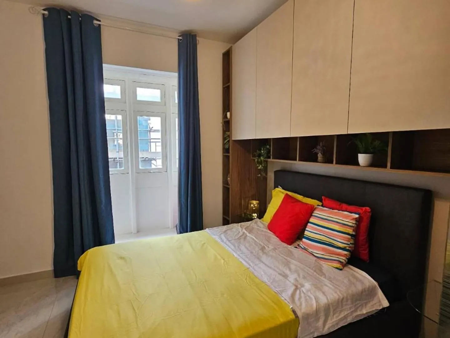 Luxurious Sliema Apartment Near Valletta Ferry