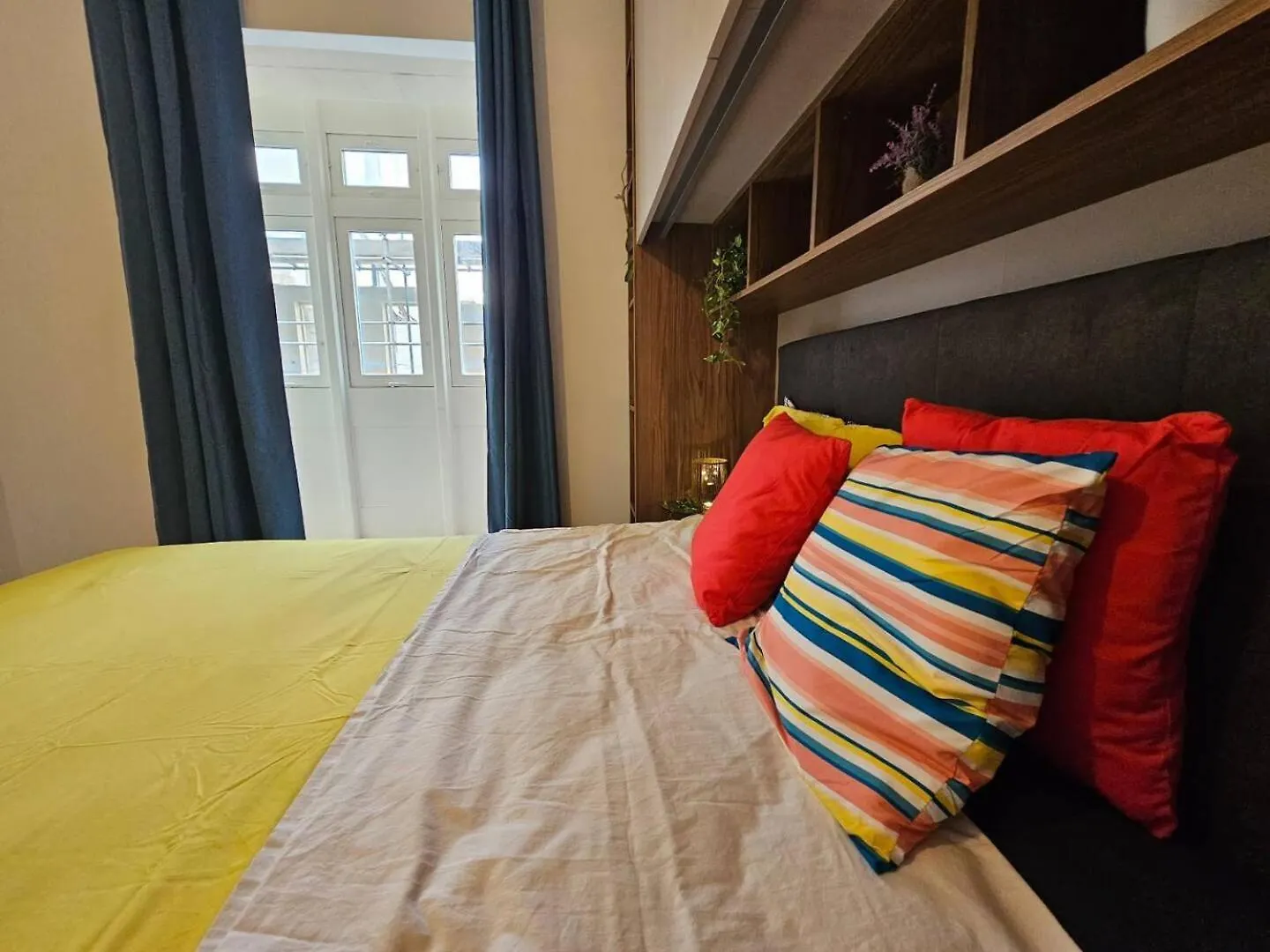 Luxurious Sliema Apartment Near Valletta Ferry