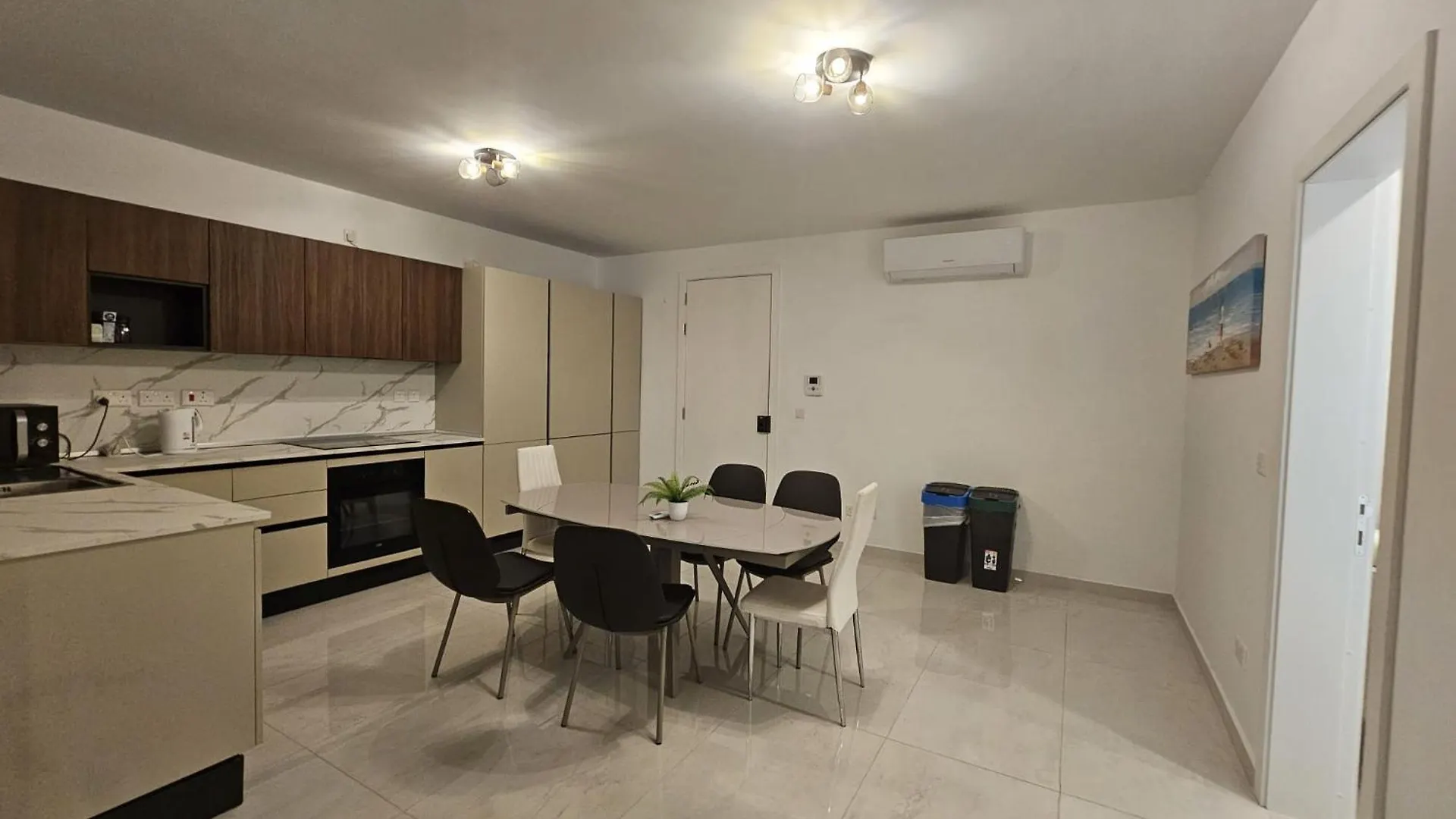 Luxurious Sliema Apartment Near Valletta Ferry 0*,  Malta
