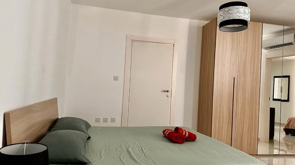Luxurious Sliema Apartment Near Valletta Ferry 0*,  Malta