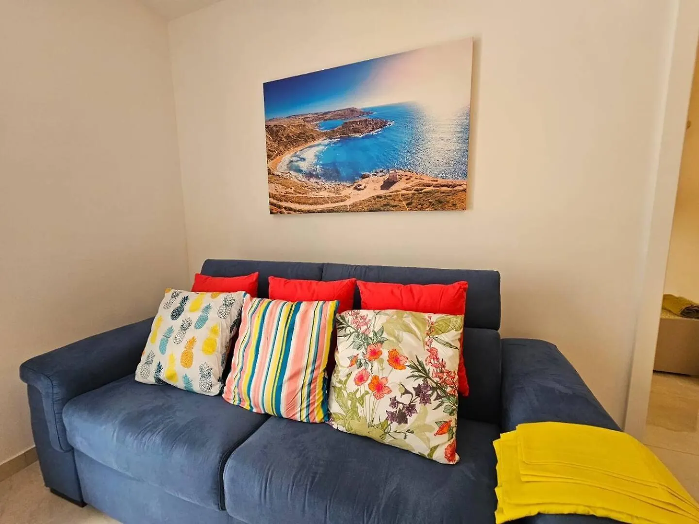 Luxurious Sliema Apartment Near Valletta Ferry