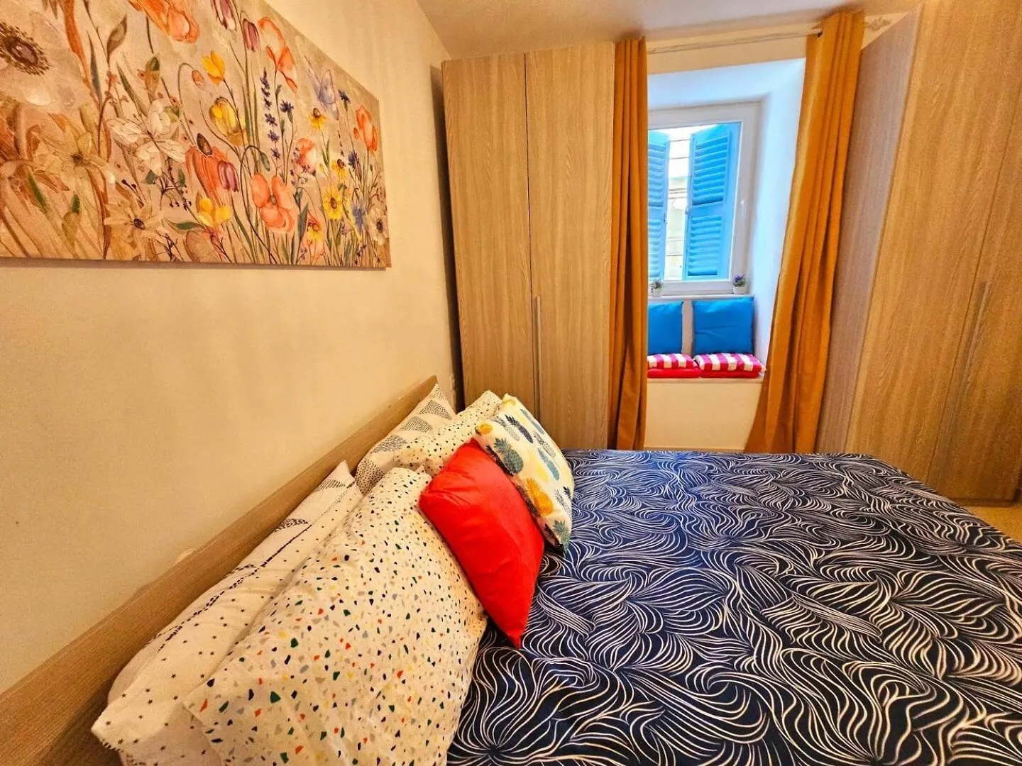 Luxurious Sliema Apartment Near Valletta Ferry