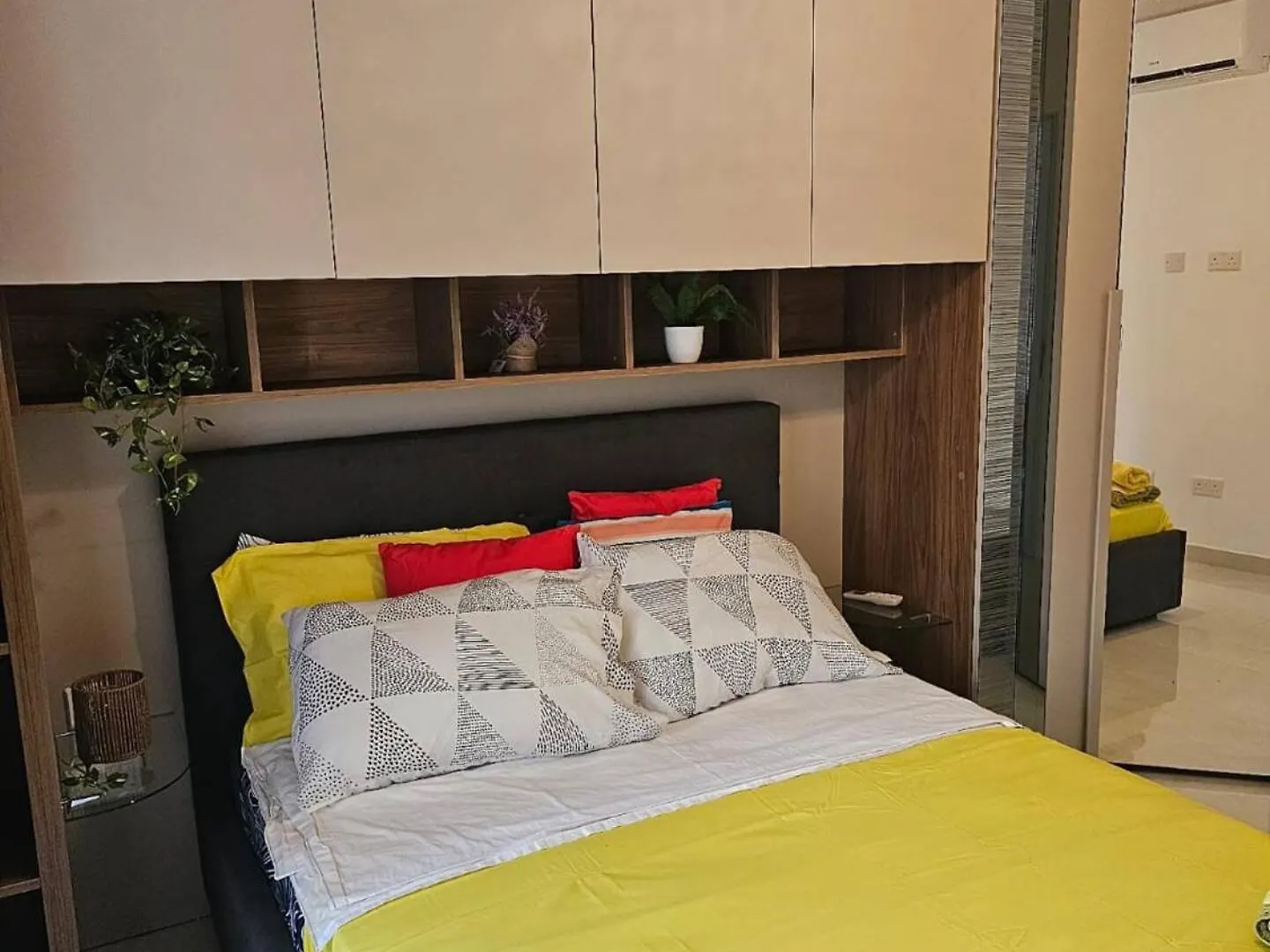 Luxurious Sliema Apartment Near Valletta Ferry Malta